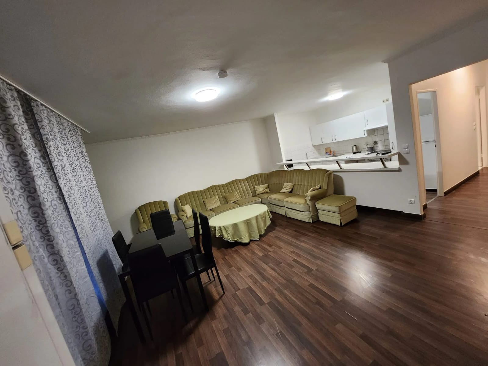 2 Spaces for Boys in 3-Sharing Room | Togostr. 5, Berlin — Photo 1